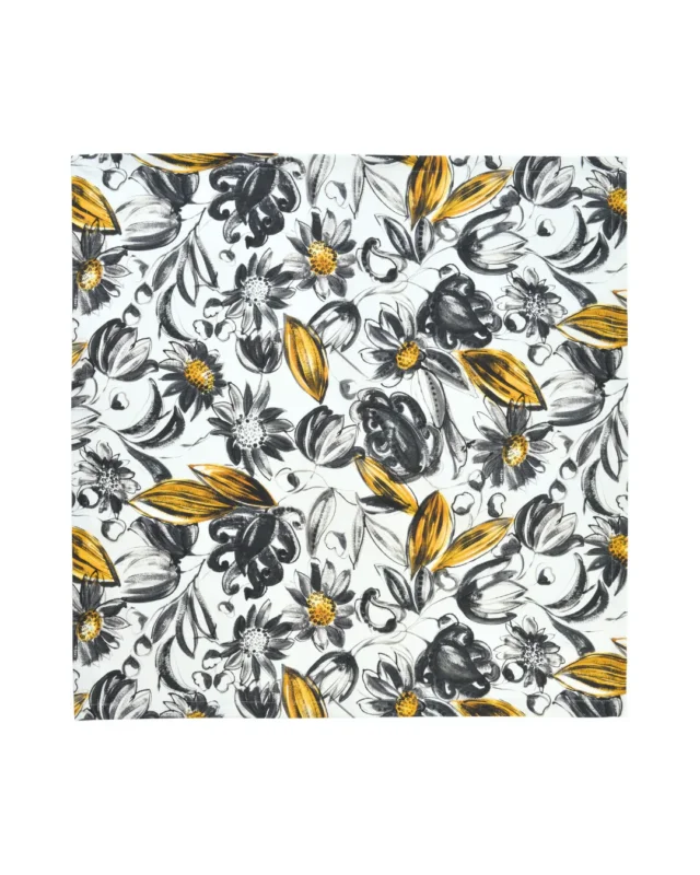 Blumen Stoffserviette "Sestieri" von Sander Table+Home mit zarten Blumenblüten in edler schwarz-weiß Optik mit goldgelben Highlights.