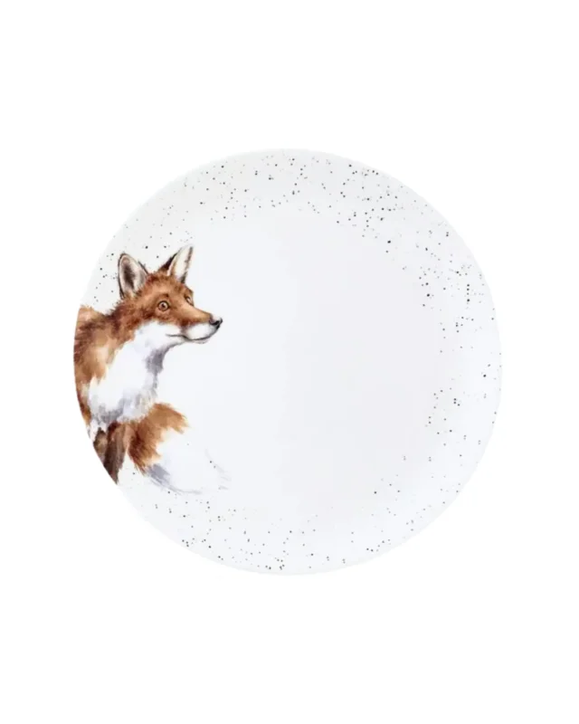 Weißer Fuchs Essteller "Royal Worchester" von Wrendale Designs vor weißen Hintergrund. Auf der linken Seite des Tellers ist ein roter Fuchs zu sehen welcher interessiert zum Tellerrand schaut. Der Rand des Tellers ist schwarz gepunktet.