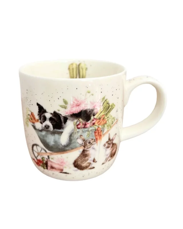 Garten Tasse Sleeping on the Job mit süßen Hund und Hasen Tiermotiven von Wrendale Designs.