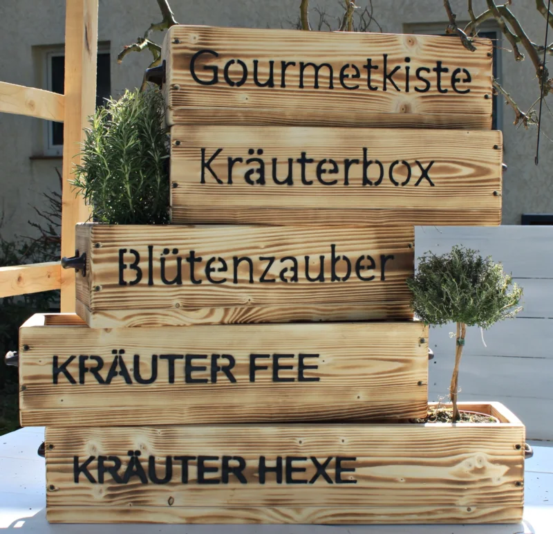 Blumenkasten " Das Original von Dekorie " aus Holz mit Schriftzug und Eisen Griffen 50 - 90 cm breit / 19,5 cm tief / in Geflammt