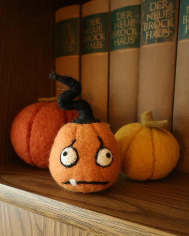 Halloween Filzkürbis "Oh Nein" von Grace & Gloria (Höhe 11 cm) – Bild 2