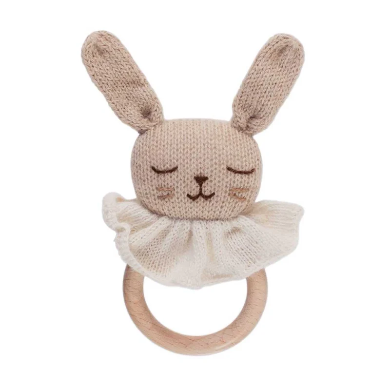 Beißring mit Rassel aus Alpakawolle "Hase" von Main Sauvage