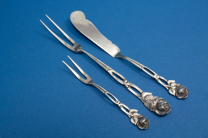 2 Spieße und ein Messer aus Silber, Hildesheimer Rose