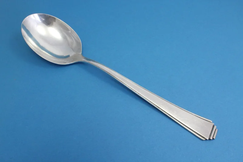 Großer Gemüselöffel im Art Deco